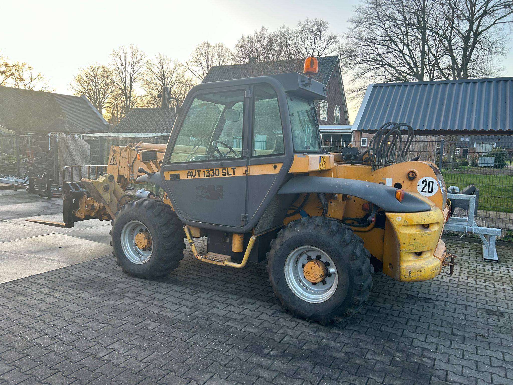 Ahlmann-AVT-1330-SLT-2