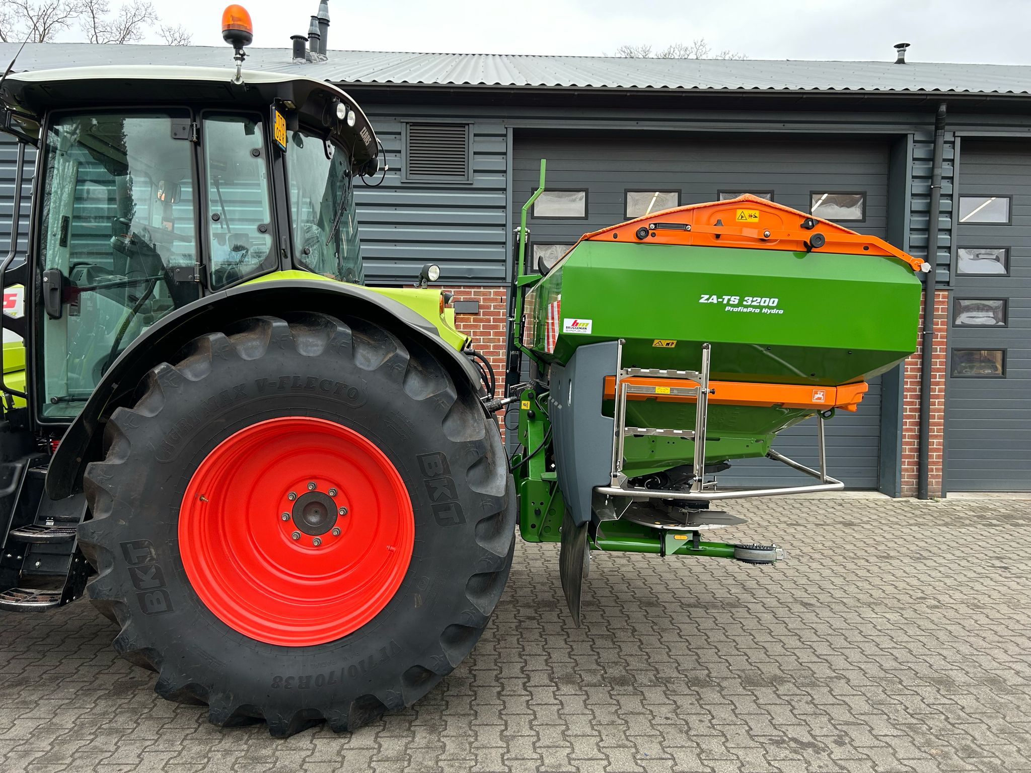 Amazone-ZA-TS-3200-in-Linde-3
