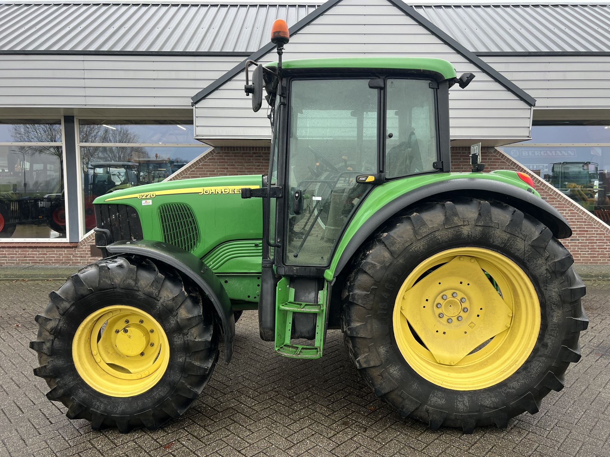 John-Deere-6220-se-Olst-2