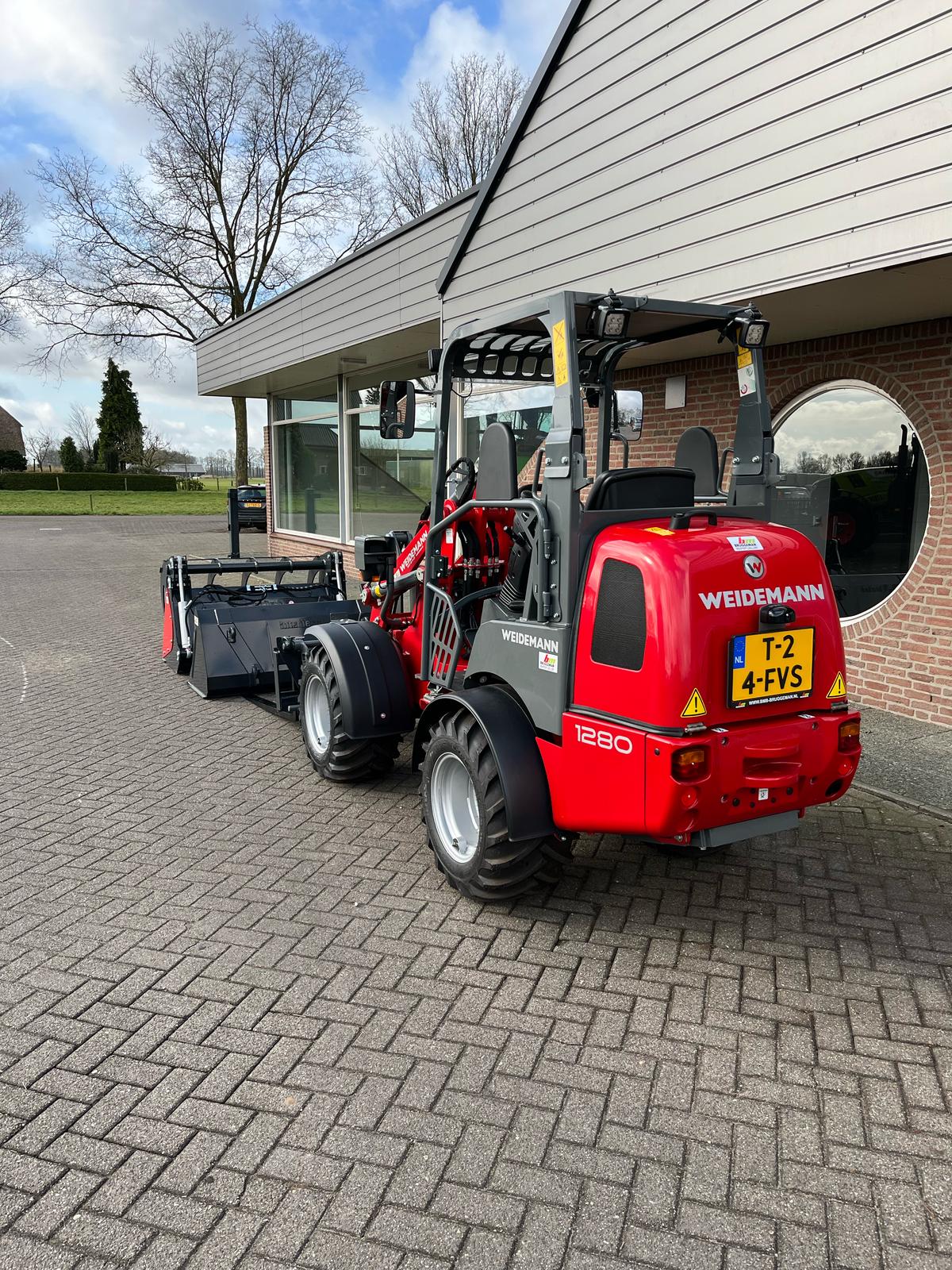 Weidemann-1160-Olst-3