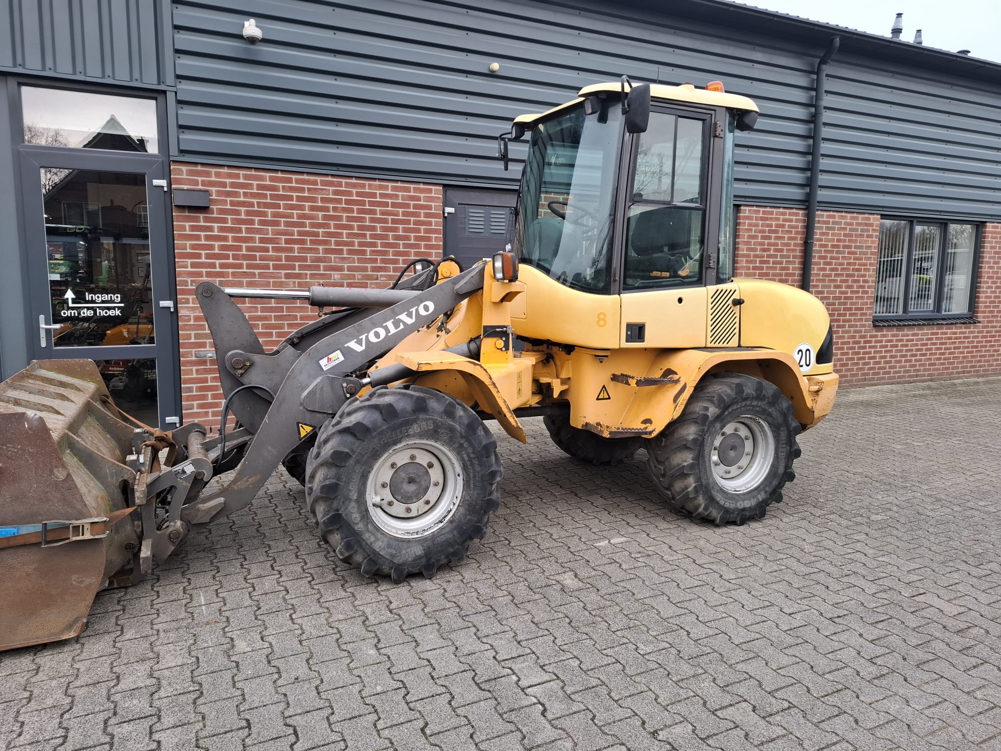 Daarle-Volvo-L30-2