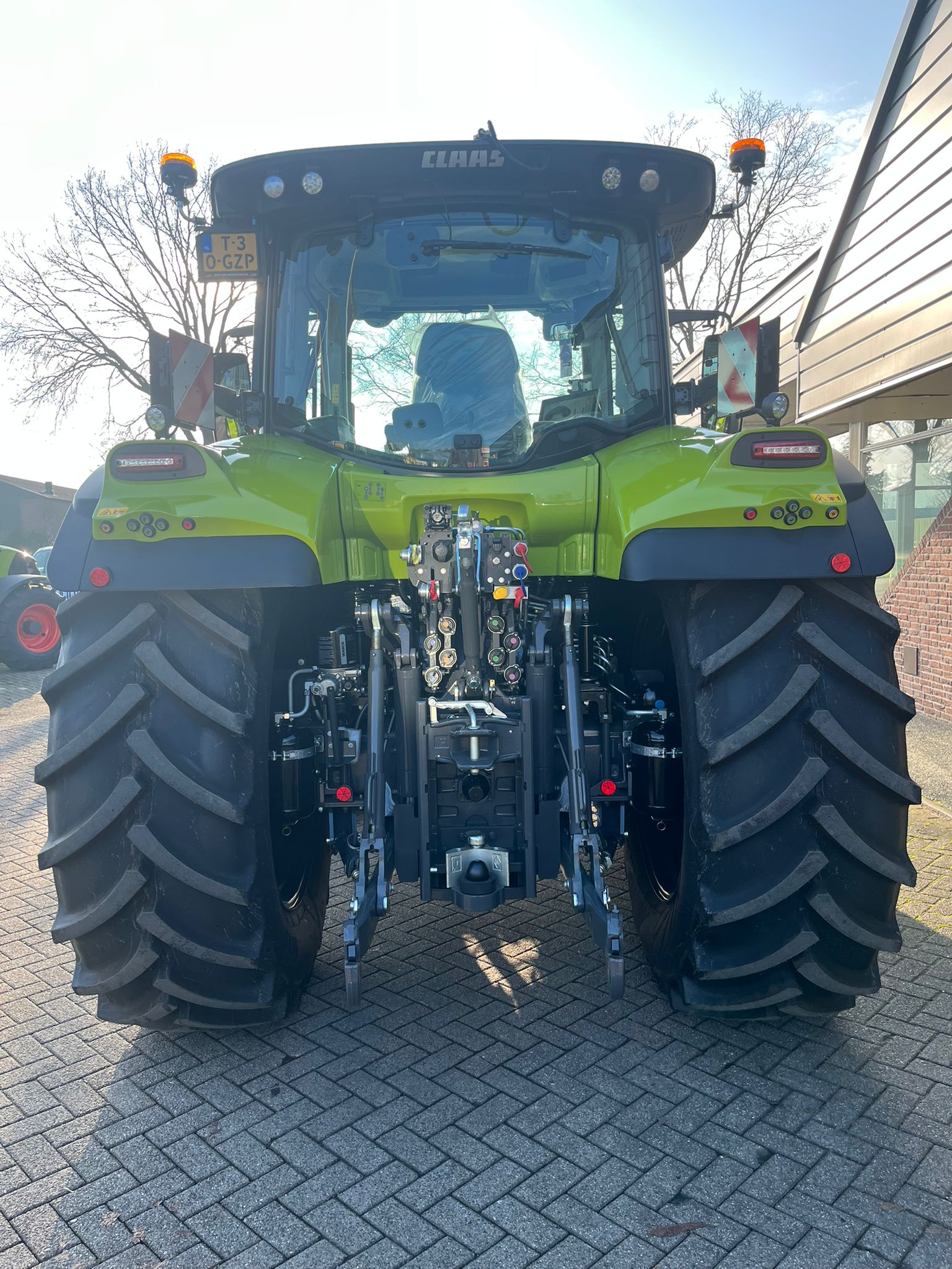 Claas-Arion-660-Night-Edition-Olst-3