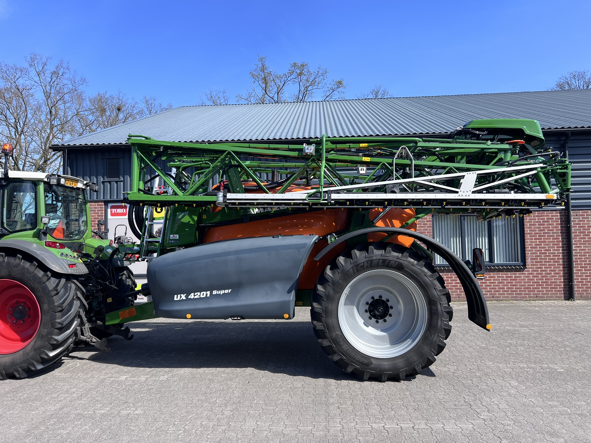 Amazone-UX4201-Super-Nutter-2