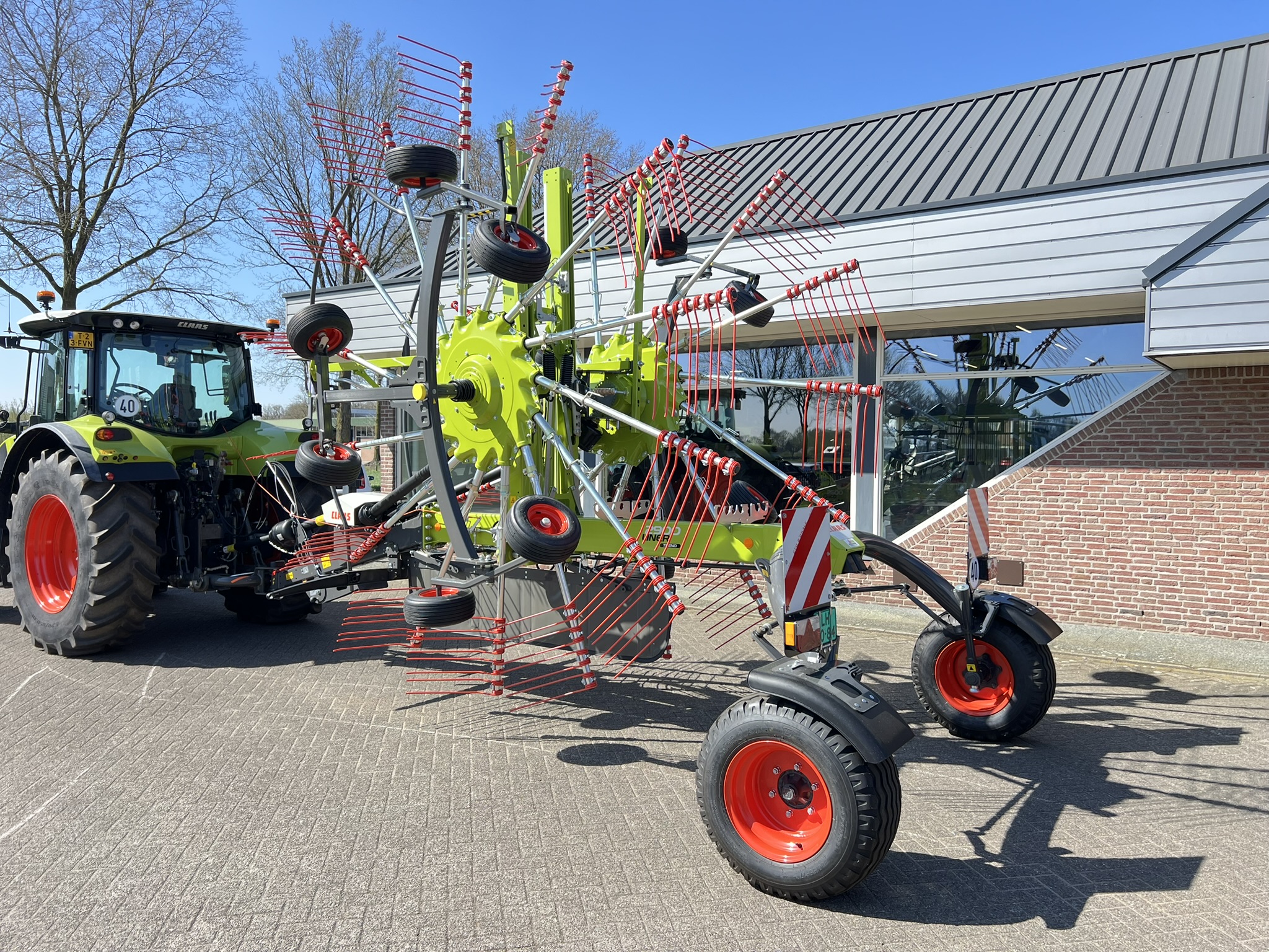 Claas Liner 2900 Broekland (2)