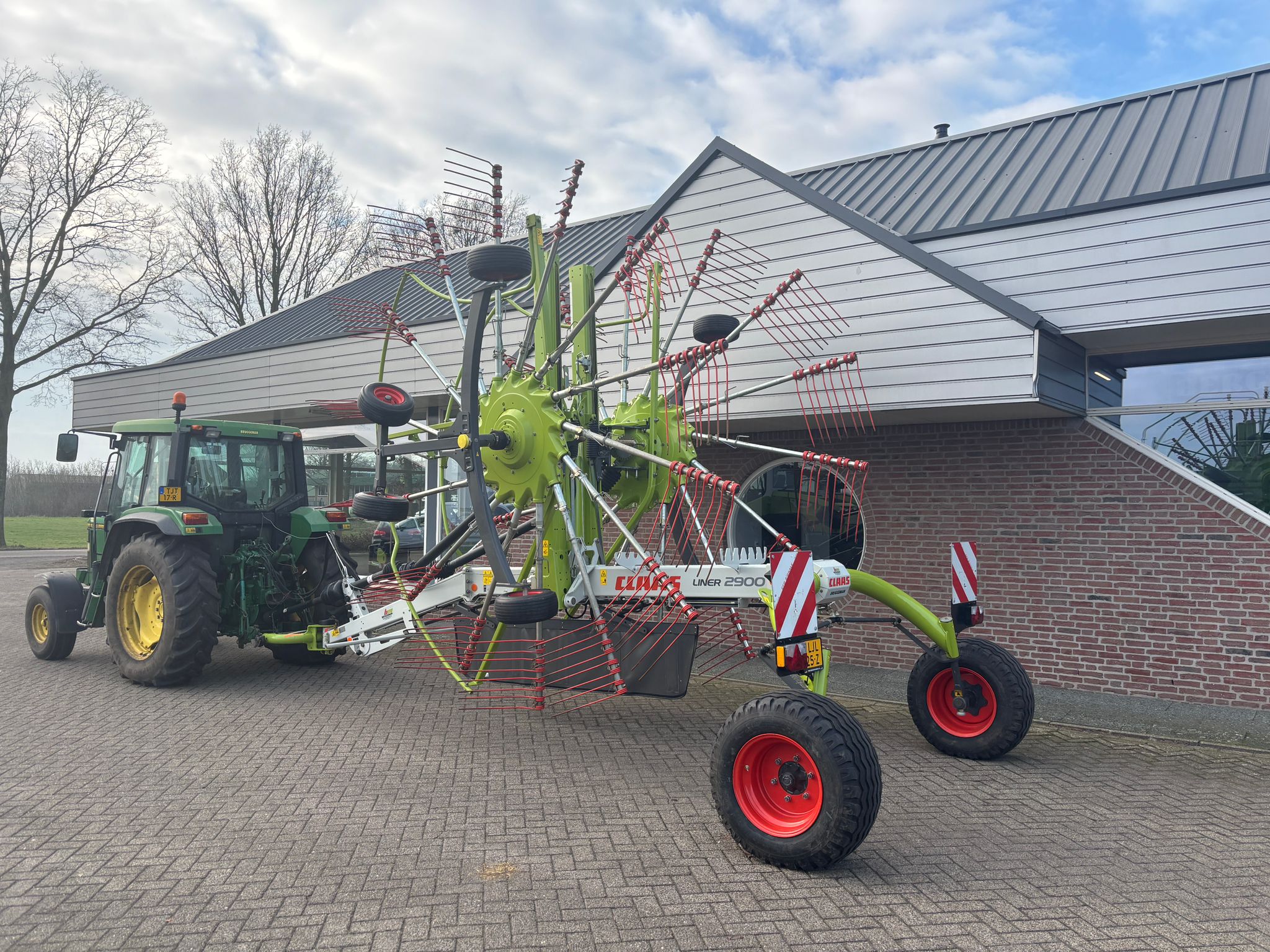 Claas-Liner-2900-Heeten-3