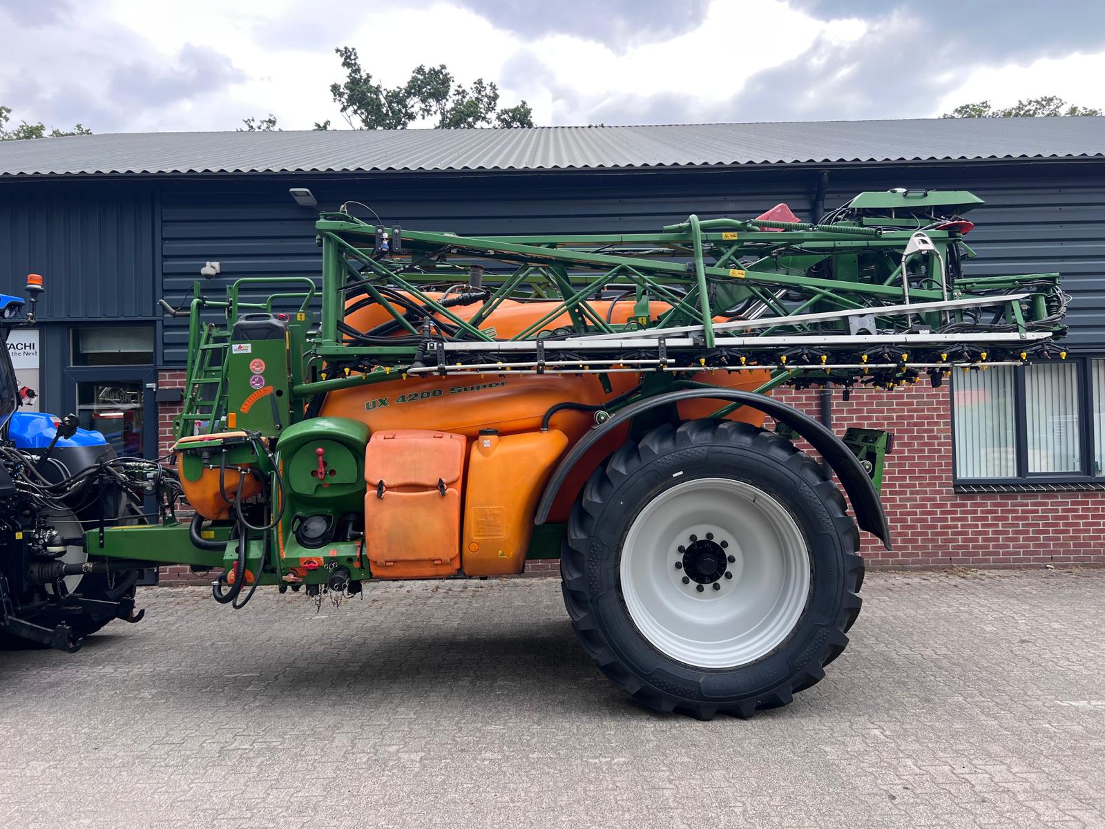 Amazone-UX-4200-Den-Ham-2