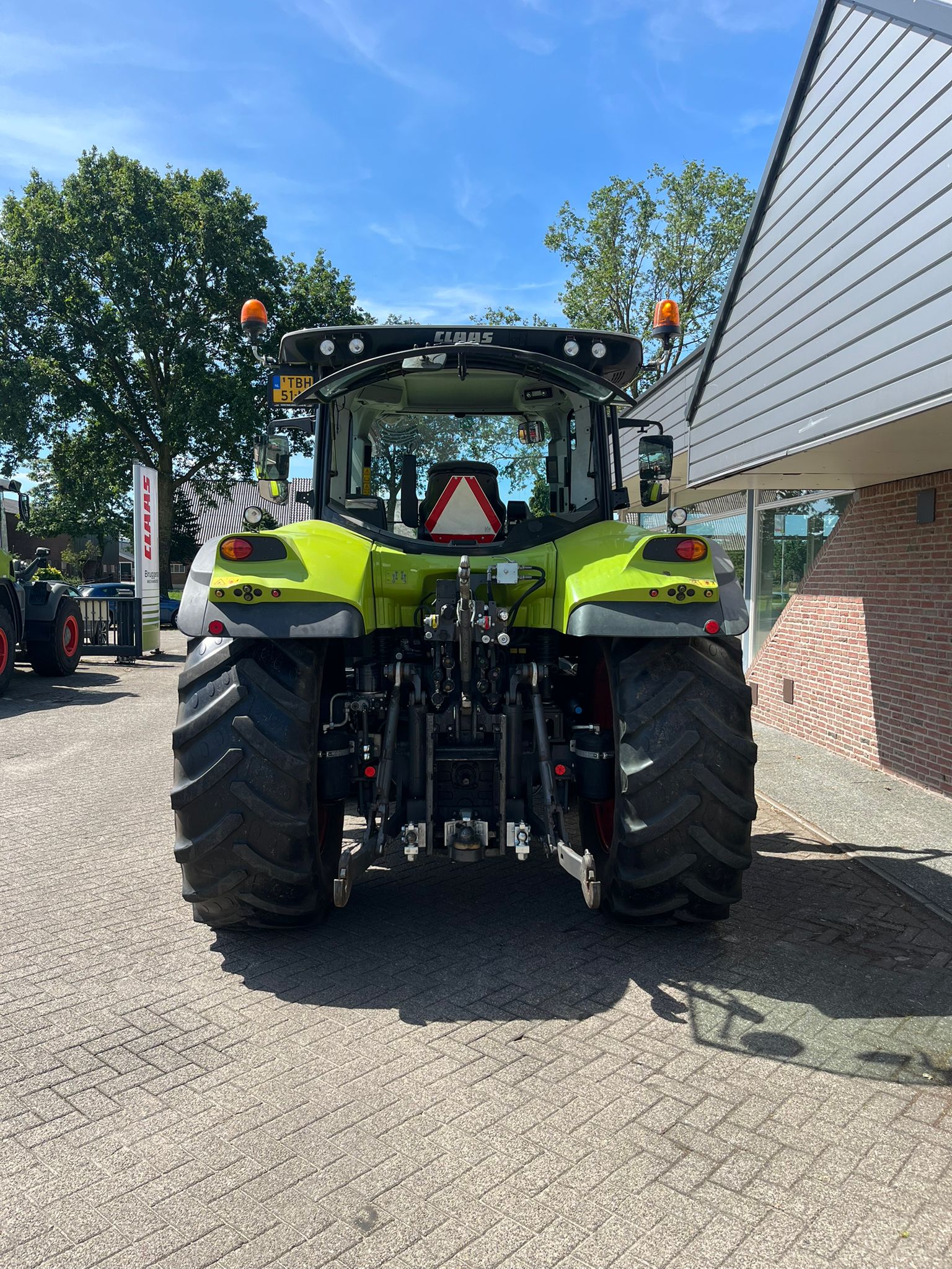Claas-Arion-610-Broekland-2