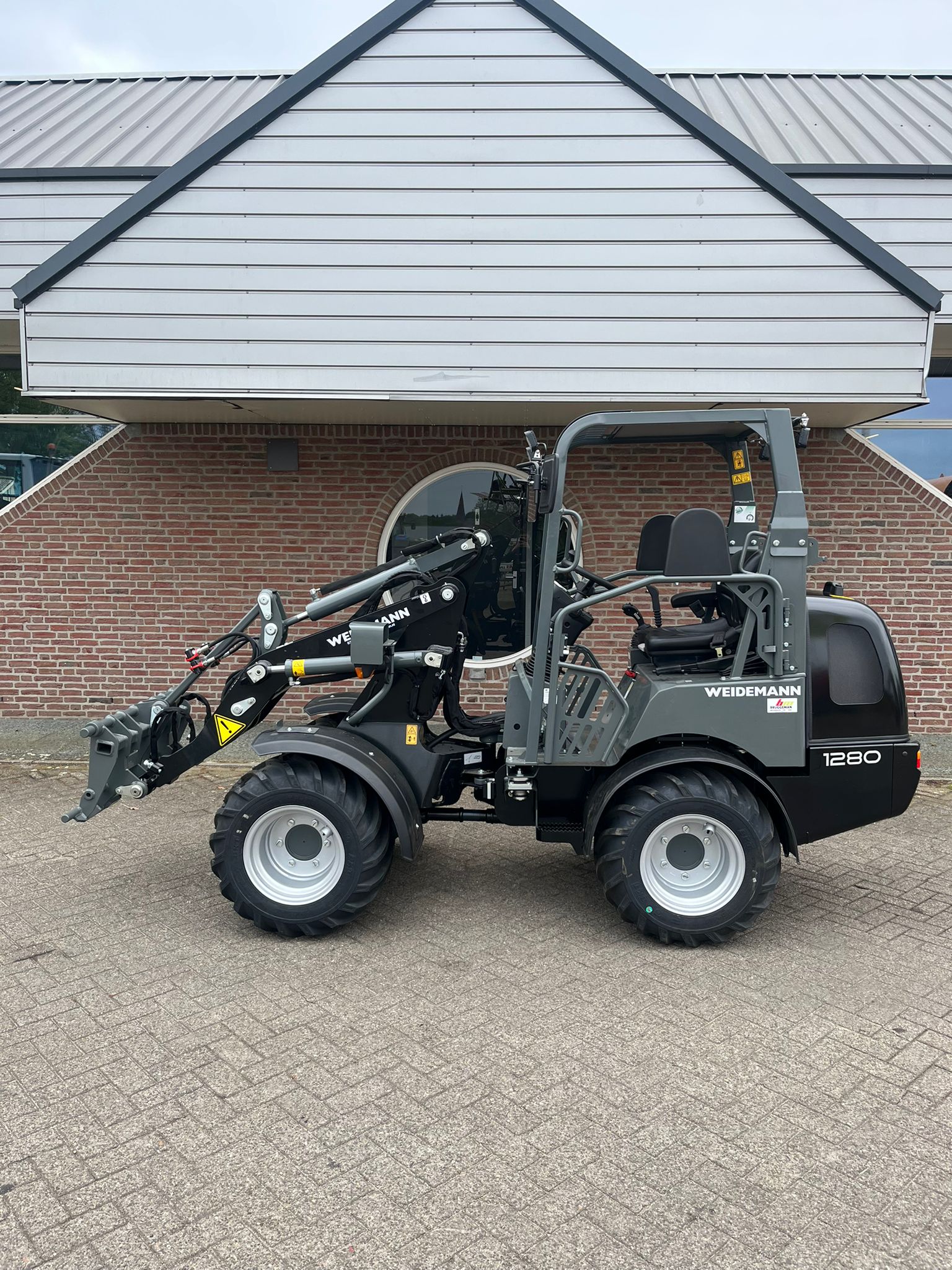 Weidemann-1280-Nieuw-Heeten-3