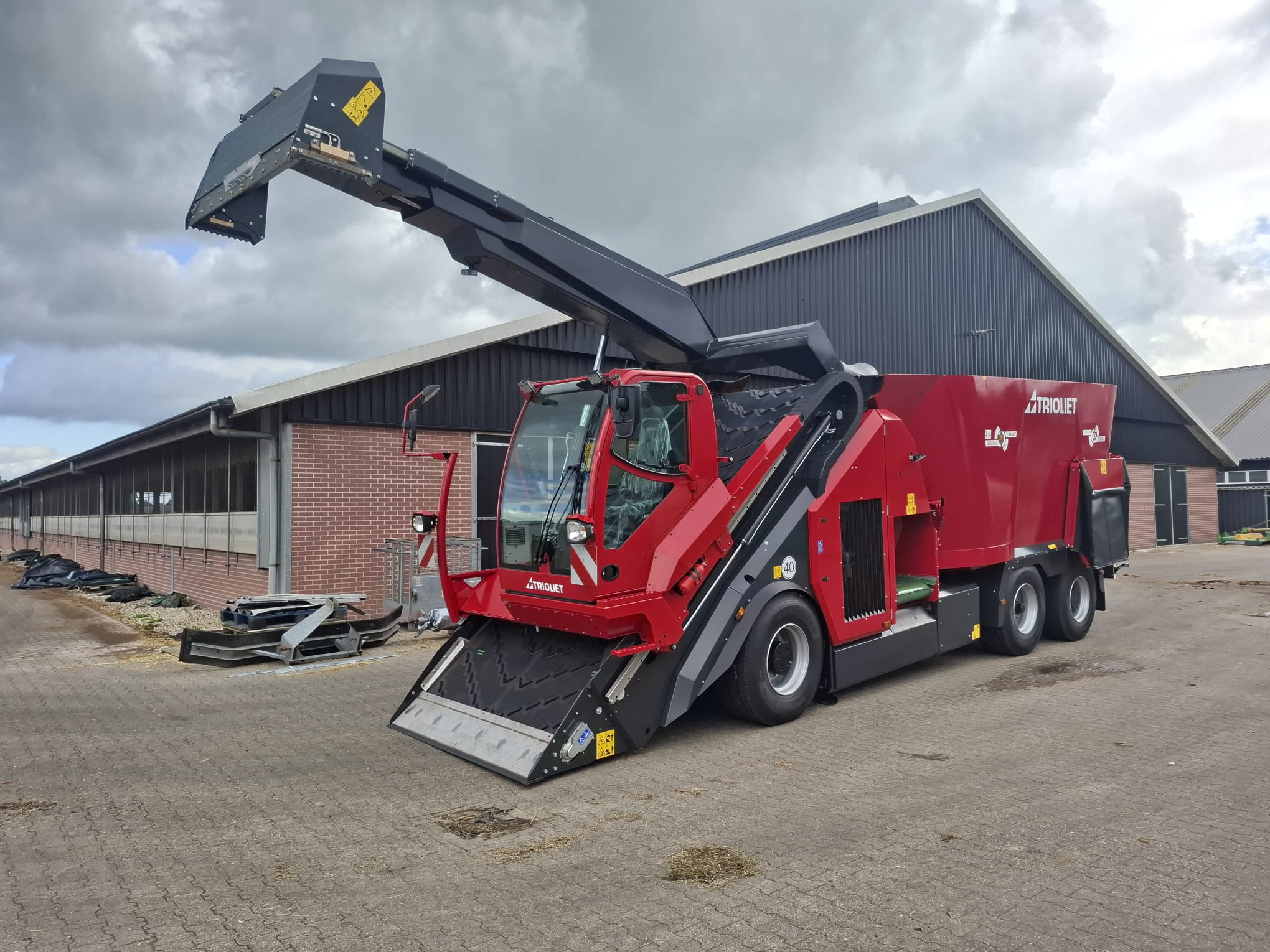 Trioliet-Triotrac-2-2800L-Laren-2