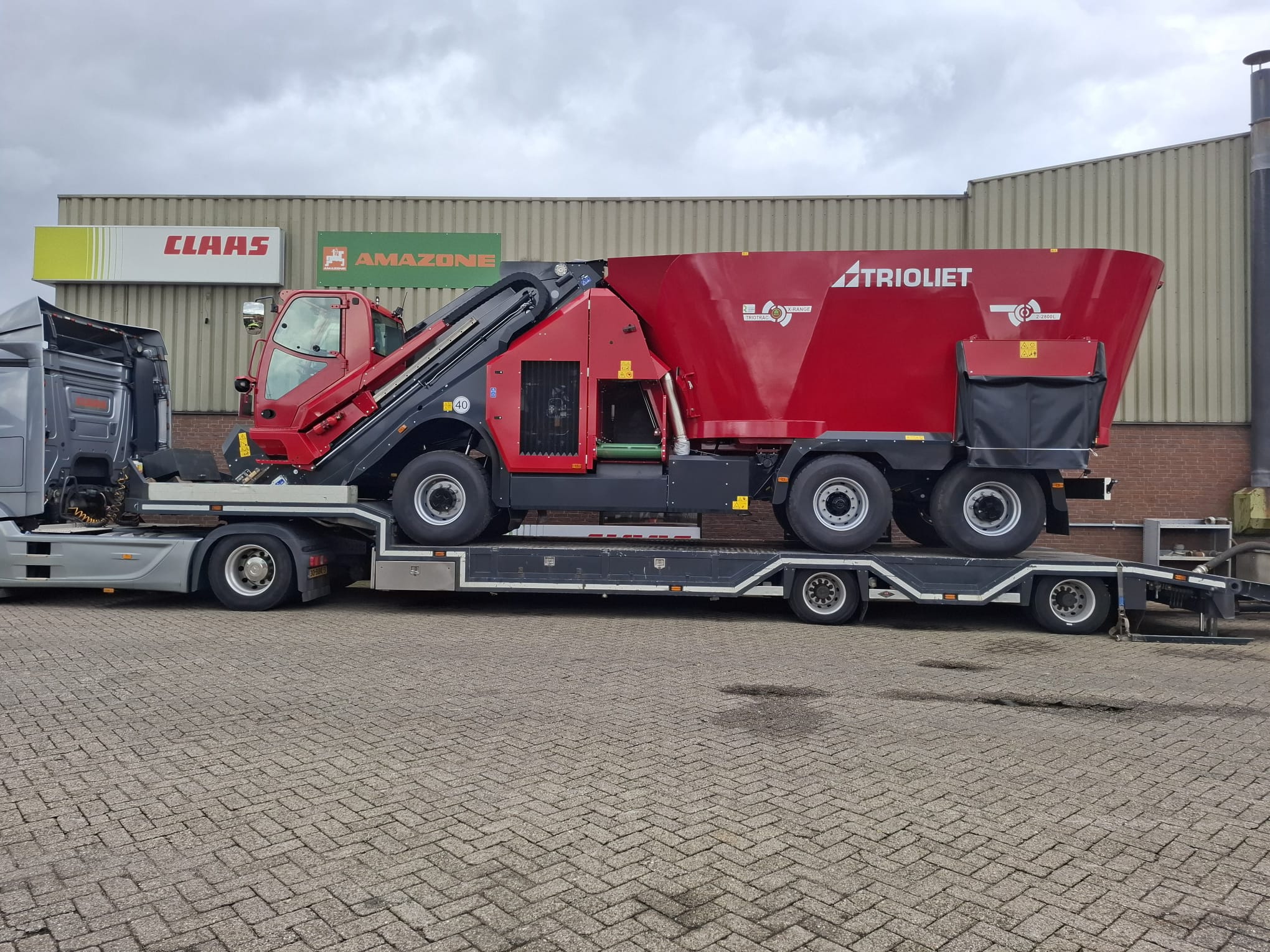 Trioliet-Triotrac-2-2800L-Laren-3