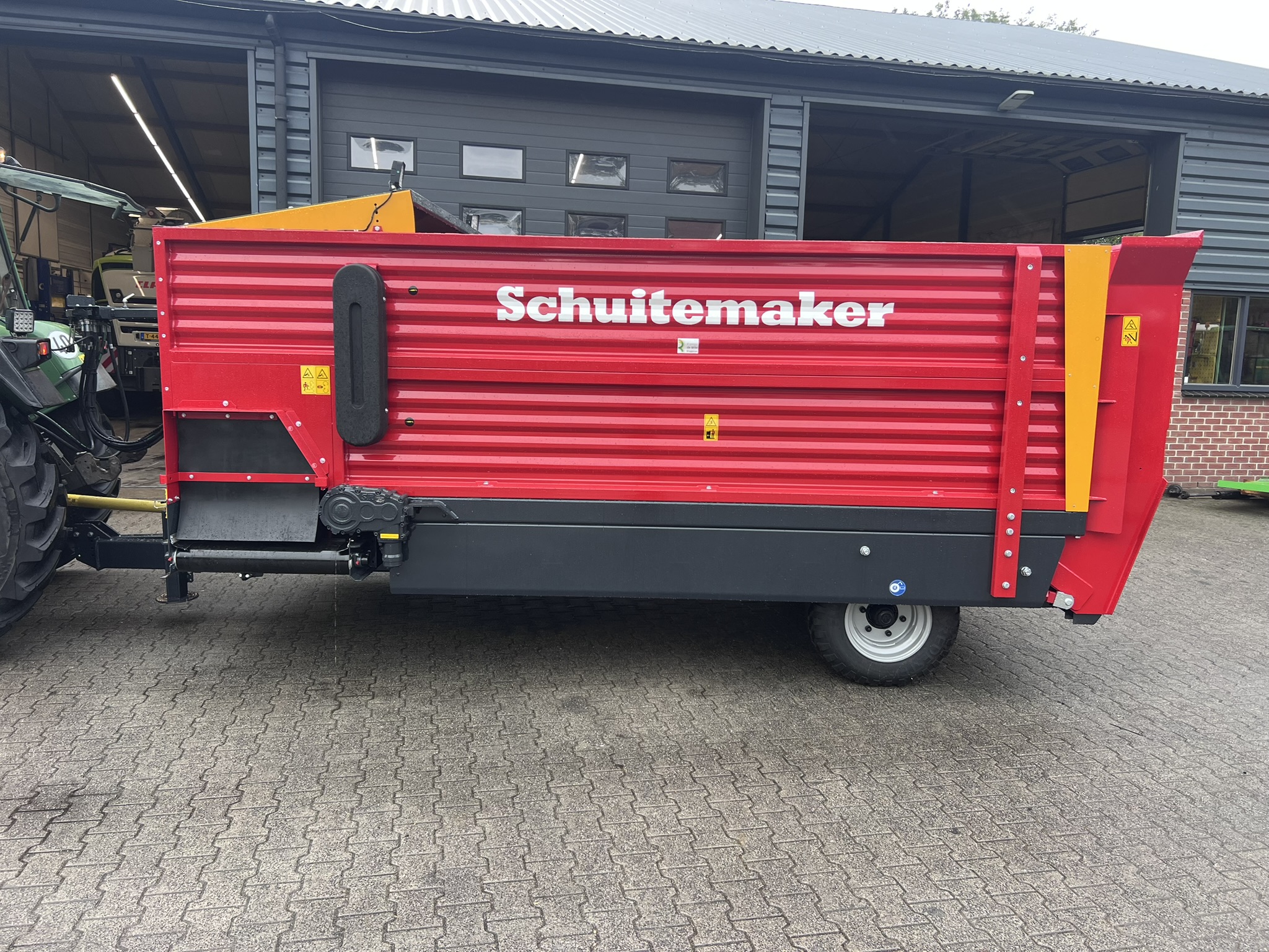 Schuitemaker-Amigo-40S-3